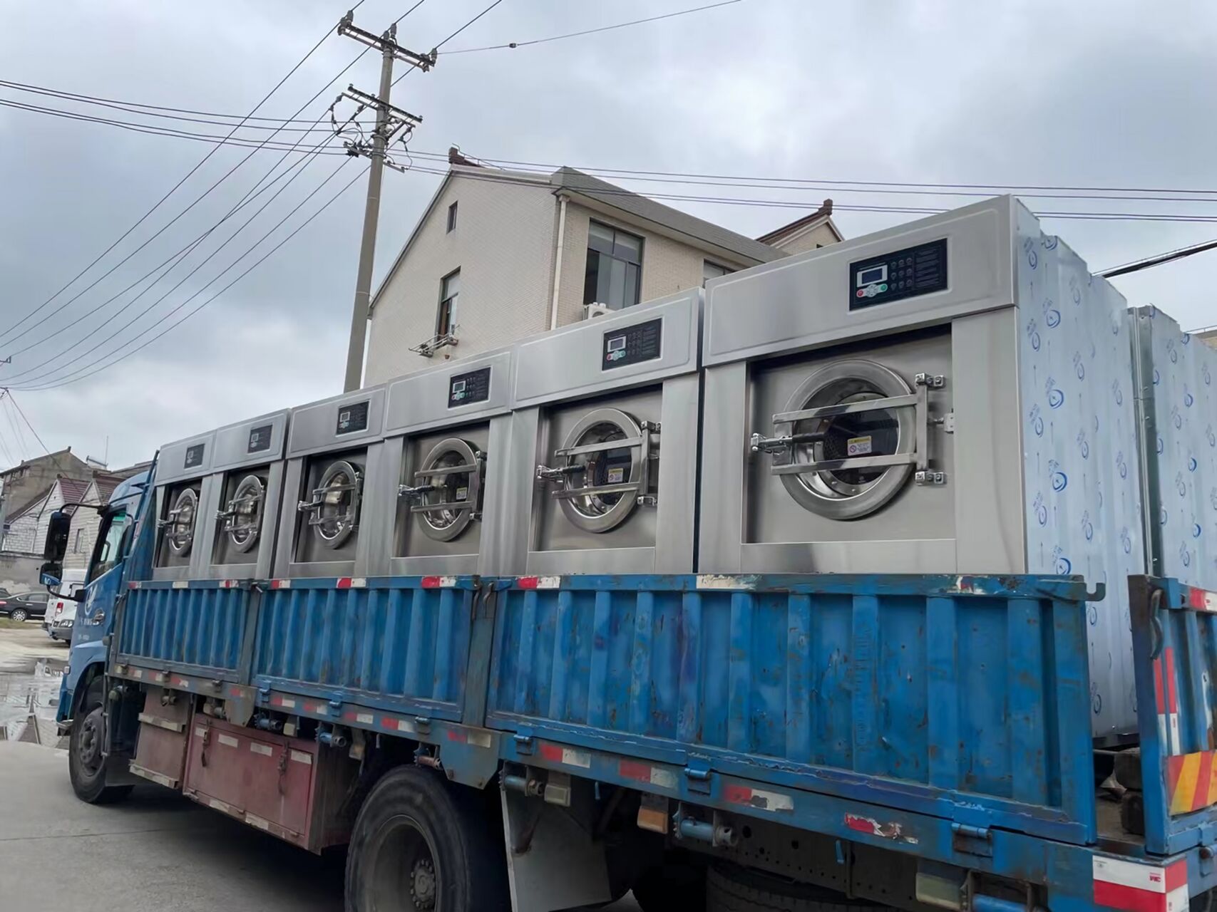 降低洗涤成本，从一台靠谱的工业洗衣机开始